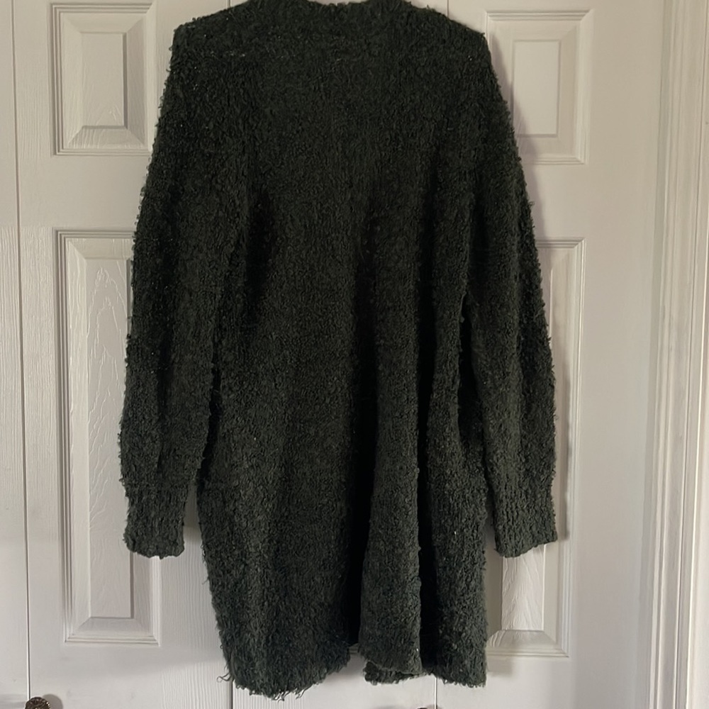 George Sweater Size M 🥰🥰 - Picture 2 of 4